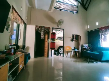 RUMAH SECONDARY 2 LANTAI SIAP HUNI DI JAMBIDAN, BANGUNTAPAN