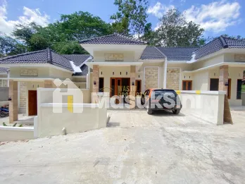 RUMAH SIAP HUNI DEKAT RS CHARITAS DAN PASAR NGIJON