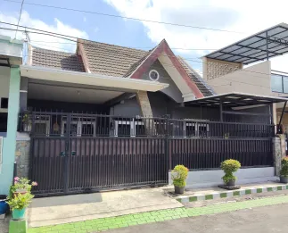 RUMAH SIAP HUNI di SAWOJAJAR