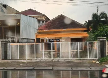 RUMAH untuk USAHA di SOEKARNO HATTA
