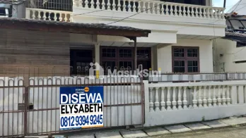 Sewa Rumah Standar 2 Lt, Strategis, Jalan 2 Mobil, BCS Kelapa Gading