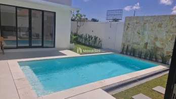 Sewa Tahunan Jangka Panjang Villa Full Furnished Hadap Timur 2 Kamar Canggu