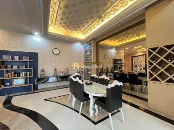 Villa Hook Kondisi Siap Huni Dijual di Komplek