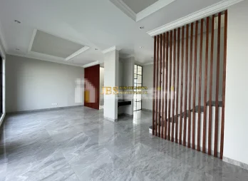 Dijual Cepat!! Villa di Komplek Citraland Gama City Cluster Ravelles Place