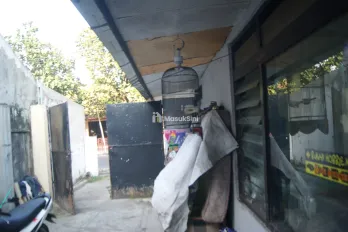 Dijual Hitung Tanah Rumah tua strategis di Margahayu, Bandung