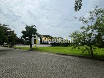 Dijual Kavling di Komplek Graha Metropolitan Jalan Kapten Sumarsono