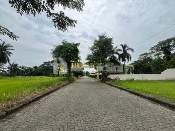 Dijual Kavling di Komplek Graha Metropolitan Jalan Kapten Sumarsono