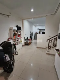 Dijual Murah Rumah 2 Lt, Bebas Banjir, Row 2 mbl, Dekat Aeon Mall JGC