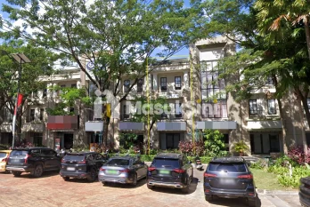 Dijual Ruko Kosong 3 Lantai Murah di Orchard Walk Kota Batam