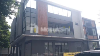 Dijual Ruko Siap Pakai di Lokasi Strategis Jalan Utama Cibaduyut