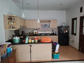 Dijual Rumah 1,5 Lantai di Jalan Keuangan, Jakarta Selatan