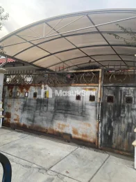 Dijual Rumah 2 Lantai di Manyar Kartika Timur,