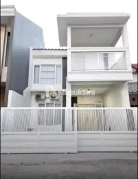 Dijual Rumah 2 Lantai di Pakuwon City, Surabaya