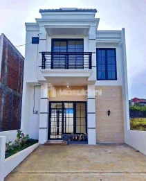 DIJUAL RUMAH 2 LANTAI LOKASI BOCEK KARANGPLOSO MALANG