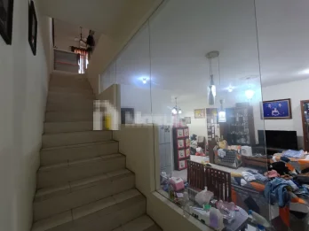 Dijual Rumah 2 Lt, Cluster, Bagus, Strategis, Row 2 mobil, Kelapa Gading