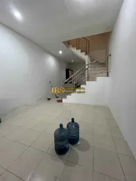 Dijual Rumah 2,5 Tingkat di Komplek Greenville Jalan Bakti Luhur