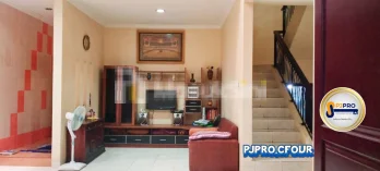 Dijual Rumah dengan Lokasi Bebas Banjir di Cluster Bulevar Hijau