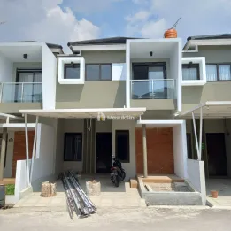 Dijual Rumah di dalam Cluster Antapani, Bandung