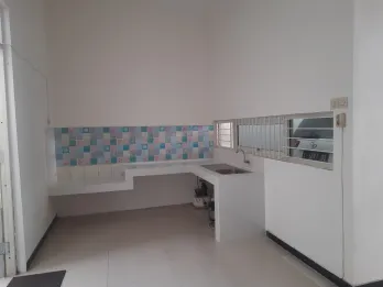 Dijual Rumah di Lebak Indah Town House, Surabaya