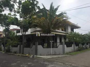 DIJUAL RUMAH HOOK MEWAH – MEDAN SUNGGAL