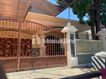 Dijual Rumah Luas di Manyar Kartika, Surabaya