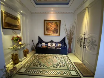 Dijual Rumah Mewah di Jalan M Kahfi, Jakarta Selatan