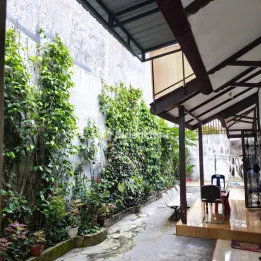 Dijual Rumah Mewah Strategis di Jl. Beringin