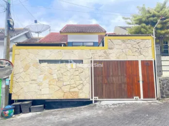 dijual rumah tengah kota batu