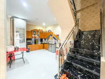 Dijual Townhouse Hook Komplek Cemara Asri Jalan Katalia Terrace 2