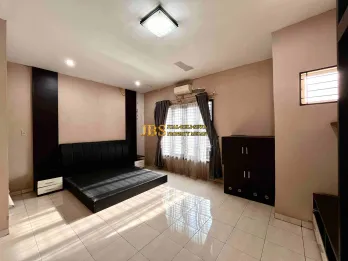 Dijual Villa di Komplek Mutiara Residence Jalan R.S.Haji - Medan