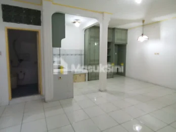 Disewa Rumah Di Komplek Cemara Asri Medan - Jalan Bungur