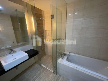 Disewakan  Condominium Fully Furnished Cambridge Tower Picasso