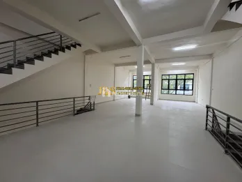 Disewakan Ruko Gandeng di Komplek CBD Polonia Blok AA