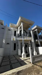 HUNIAN DESAIN MEWAH ALA SULTAN LOKASI KEPANJEN - HARGA 675 JUTA