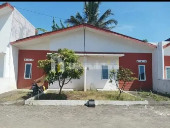 HUNIAN KONSEP MINIMALIS MUAH SIAP HUNI LOKASI KARANGPLOSO - HARGA 279 JUTA