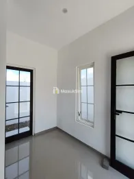 HUNIAN MINIMALIS CANTIK SIMPLE DEKAT EXIT TOL MALANG