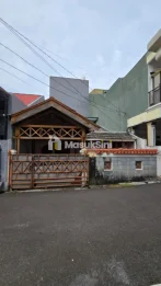 JUAL Cepat Rumah 1.5 Lt, Standar, Row 2 mobil, Bebas Banjir, BCS