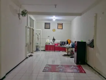 JUAL Ruko PUSAT KOTA SURABAYA PASAR KEMBANG 3,5 Lantai