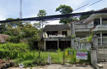 Jual Rumah 1,5 Lantai Strategis di Isola, Kota Bandung