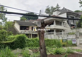 Jual Rumah 1,5 Lantai Strategis di Isola, Kota Bandung