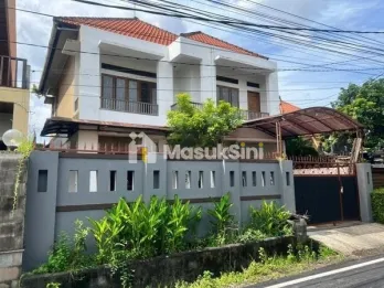 Jual Rumah Hadap Utara Semi Furnished 2 Lantai 4 Kamar Tukad Badung Denpasa
