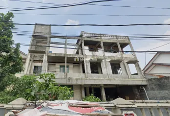 Jual Rumah Mewah 3 Lantai di Kawasan Duren Sawit Jakarta Timur
