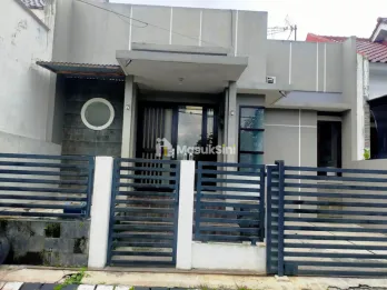Jual Rumah Minimalis di Perum Pandanwangi Royal