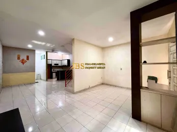 Jual Villa 2 Tingkat di Komplek Mutiara Residence Jalan R.S.Haji - Medan