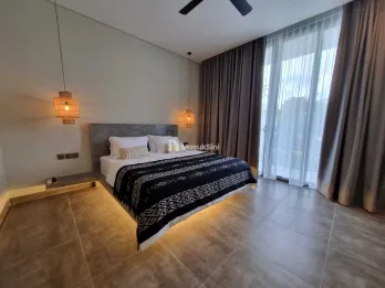 Jual Villa Lingkungan Tenang 2 Lantai 5 Kamar Rooftop View Sunset Laut Deka