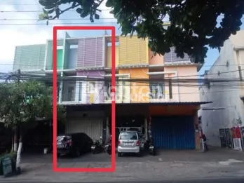 RUKO 2 LANTAI DI JALAN RAYA BANDULAN