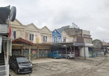 Ruko Kosong 2 Unit di Jalan Tole Iskandar Kota Depok Shm