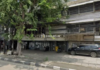 Ruko Kosong Strategis di Jalan Raya Jembatan Tiga Jakarta Utara