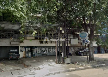 Ruko Kosong Strategis di Jalan Raya Jembatan Tiga Jakarta Utara