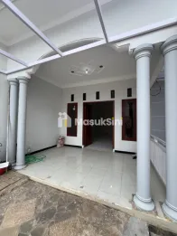 RUMAH 1 LANTAI 750 JUTA LOKASI SAWOJAJAR 2
